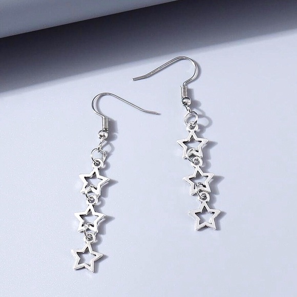 2/$20! Silver Triple Star Dangle Earrings - Picture 3 of 6